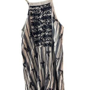 Cute dress size xsmall , unsure of brand